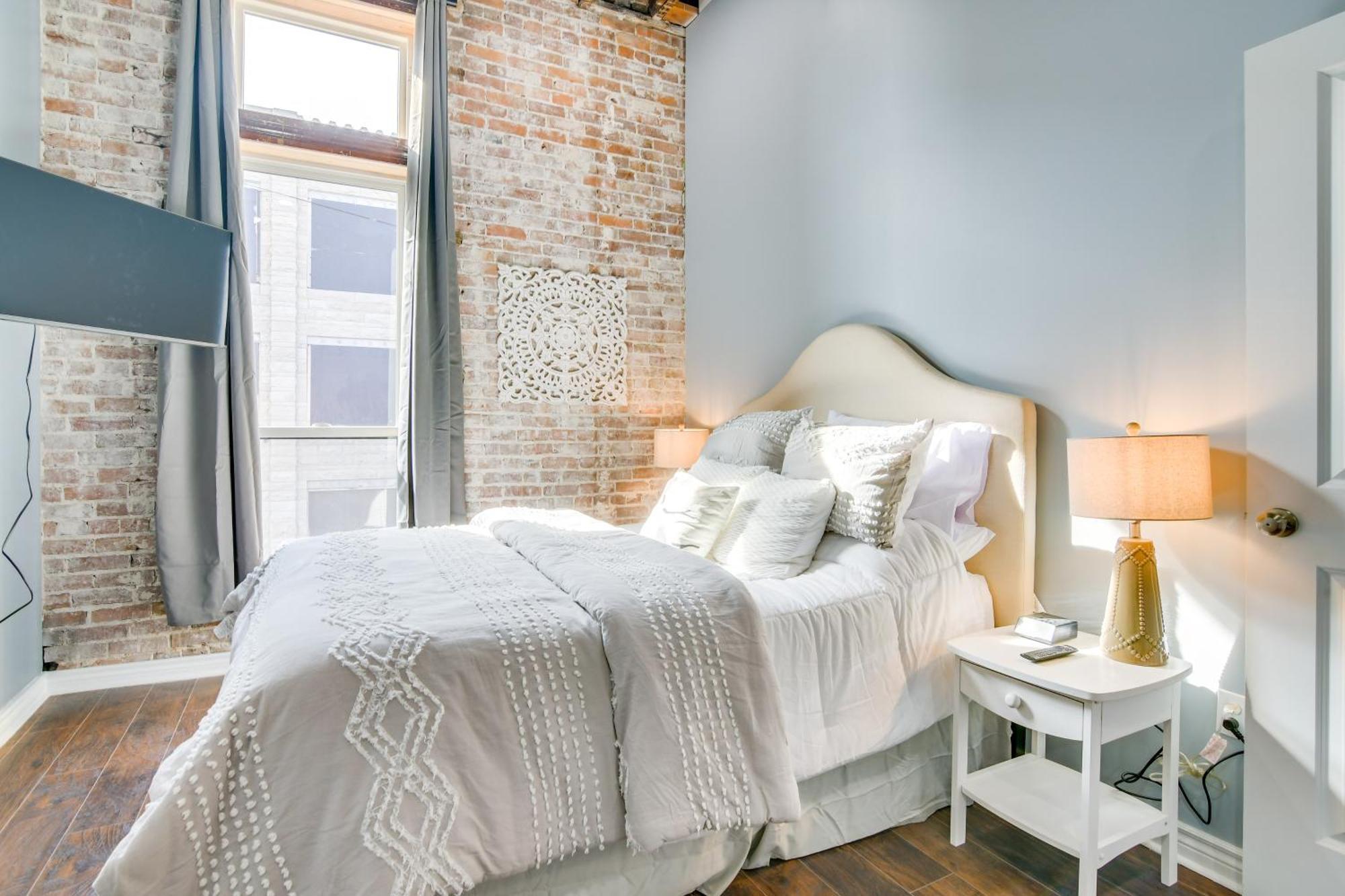 Dtwn Loft In The Heart Of Monett Pets Welcome! Екстер'єр фото